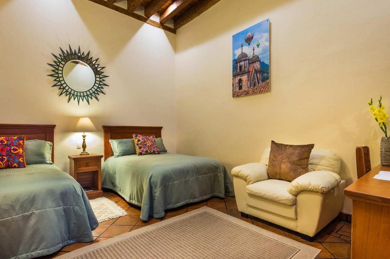 Hotel Casa Del Naranjo ปาทซ์คูเอโร ภายนอก รูปภาพ