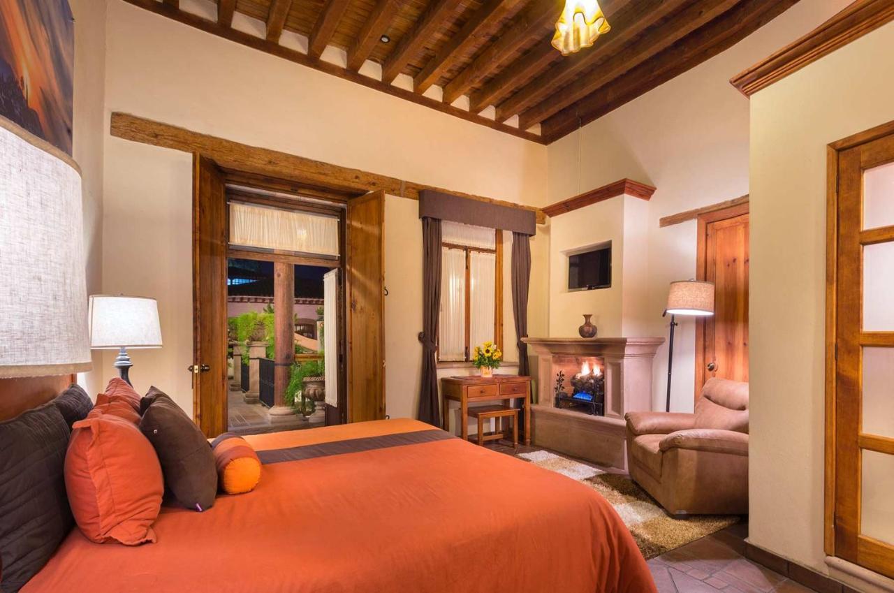 Hotel Casa Del Naranjo ปาทซ์คูเอโร ภายนอก รูปภาพ