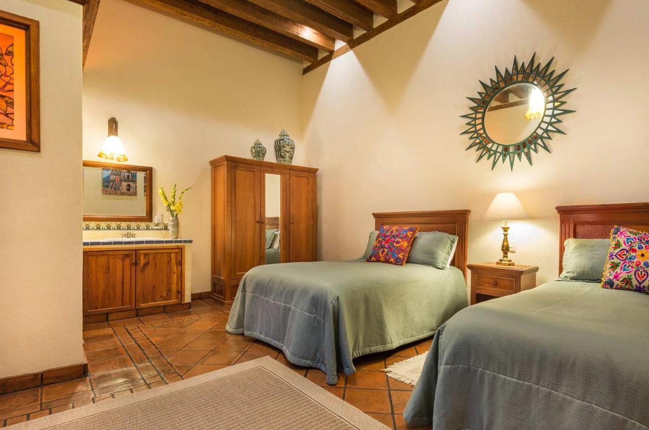 Hotel Casa Del Naranjo ปาทซ์คูเอโร ภายนอก รูปภาพ